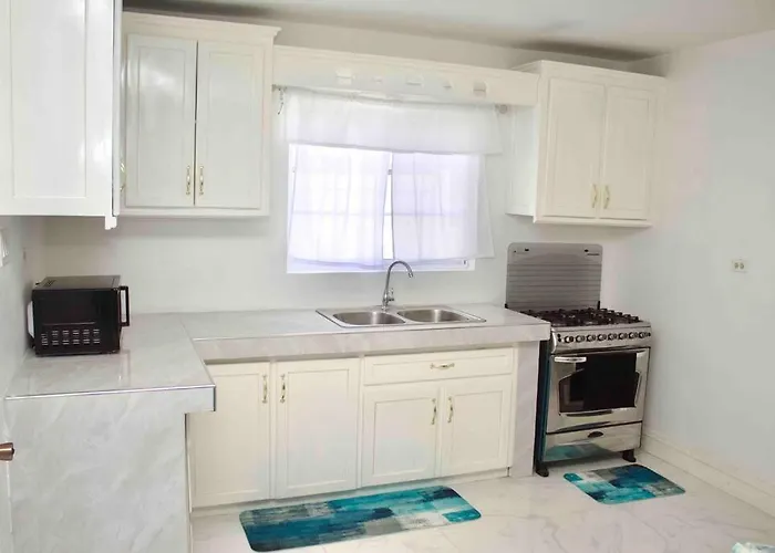Blue Waters Apartment *